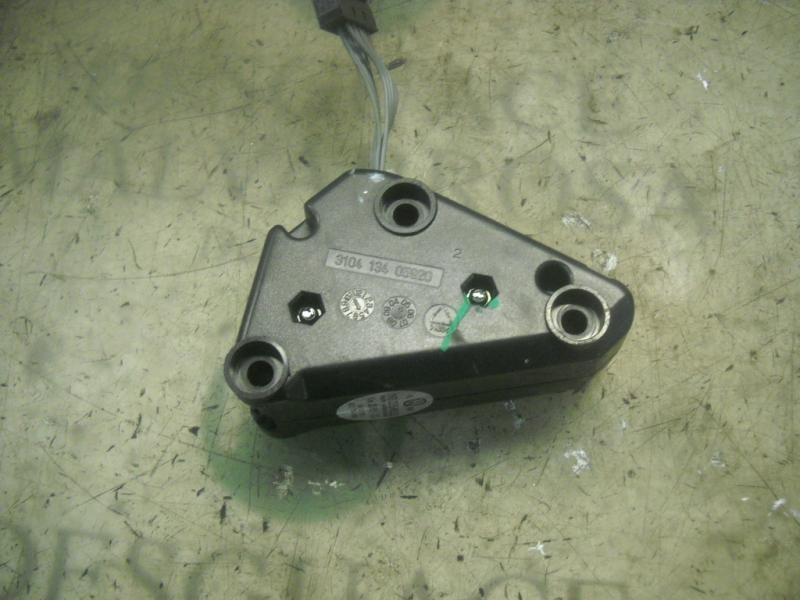 Recambio de modulo electronico para volkswagen golf v berlina (1k1) highline referencia OEM IAM 1K0035463D 310413405910 31041340