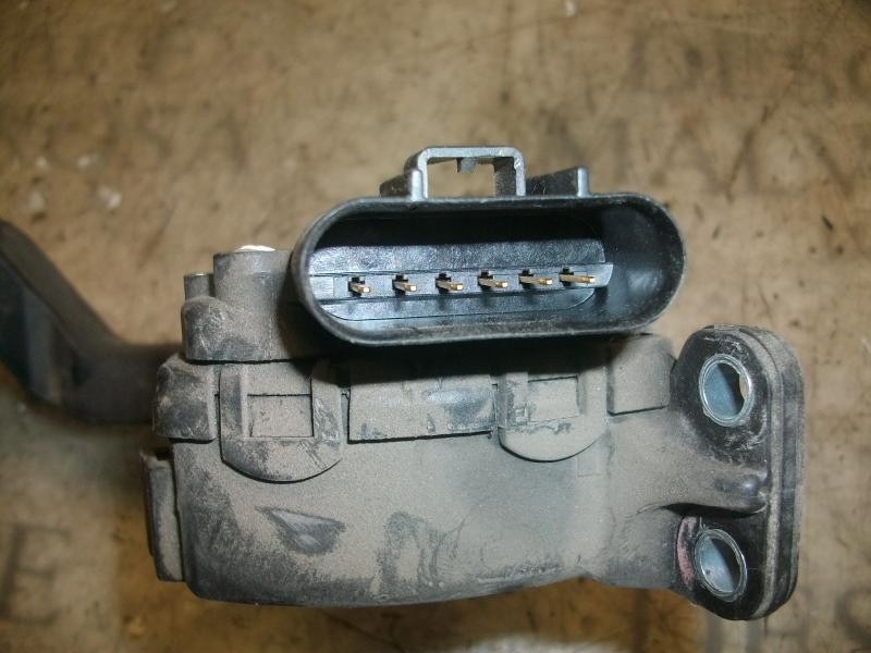 Recambio de potenciometro pedal para ford fiesta (cbk) trend referencia OEM IAM   