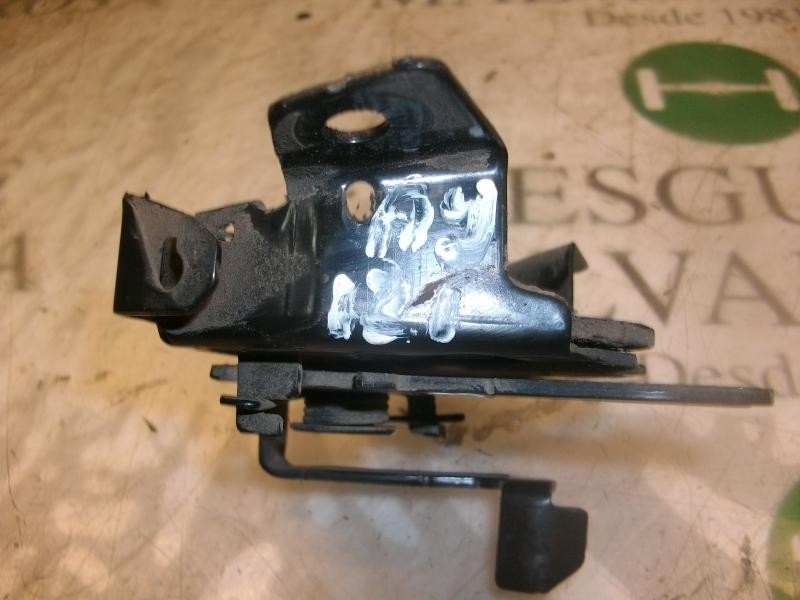 Recambio de cerradura capot para hyundai getz (tb) 1.1 básico referencia OEM IAM 811301C000  