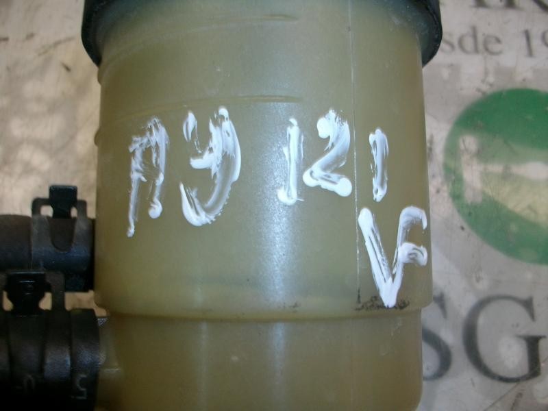 Recambio de deposito servo para hyundai getz (tb) 1.1 básico referencia OEM IAM 571501C800  