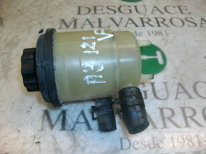 Recambio de deposito servo para hyundai getz (tb) 1.1 básico referencia OEM IAM 571501C800  
