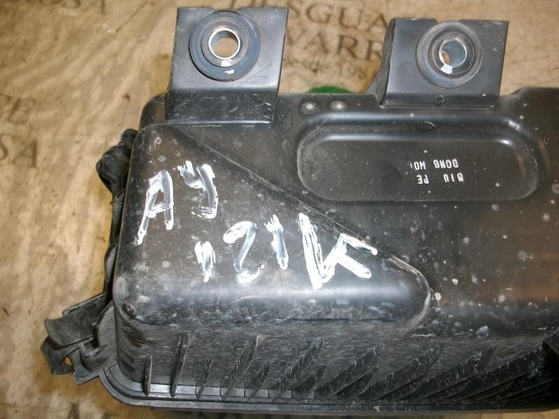 Recambio de filtro aire para hyundai getz (tb) 1.1 básico referencia OEM IAM 281111C000  