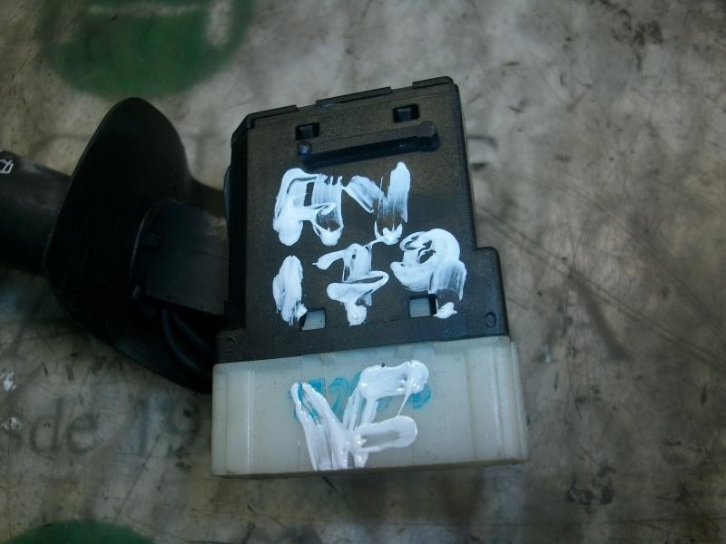 Recambio de mando limpia para renault clio ii fase ii (b/cb0) confort dynamique referencia OEM IAM   