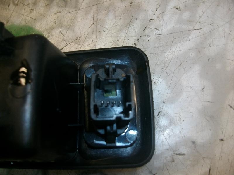 Recambio de mando elevalunas trasero izquierdo para ford c-max (cb3) titanium referencia OEM IAM   