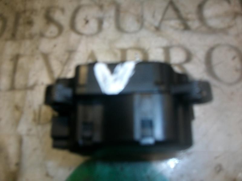 Recambio de motor apertura trampillas climatizador para ford c-max (cb3) titanium referencia OEM IAM   