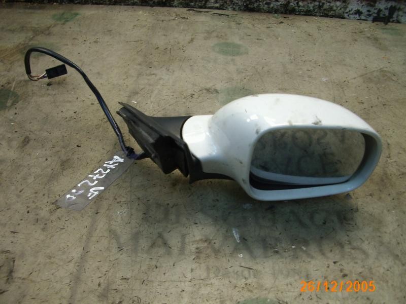 Recambio de espejo derecho para volkswagen passat berlina (3b2) comfortline referencia OEM IAM   