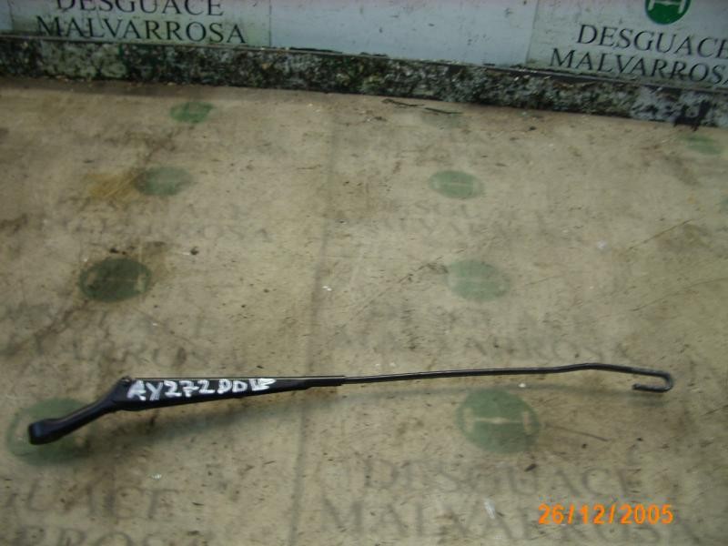 Recambio de brazo limpia delantero derecho para volkswagen passat berlina (3b2) comfortline referencia OEM IAM   