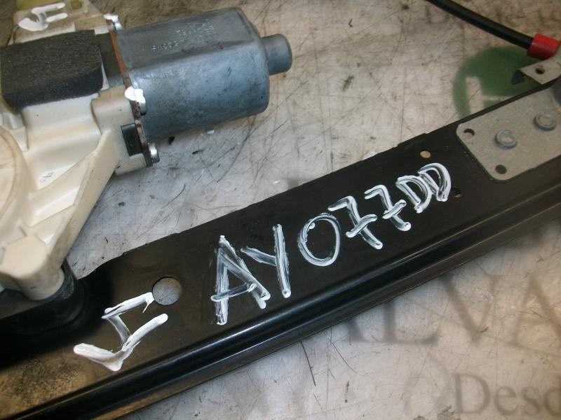 Recambio de elevalunas delantero derecho para ford mondeo ber. (ca2) ghia referencia OEM IAM   