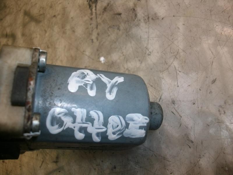 Recambio de motor elevalunas delantero izquierdo para ford mondeo ber. (ca2) ghia referencia OEM IAM   