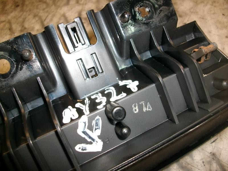 Recambio de piloto trasero central para kia rio rs berlina (5-ptas.) referencia OEM IAM   