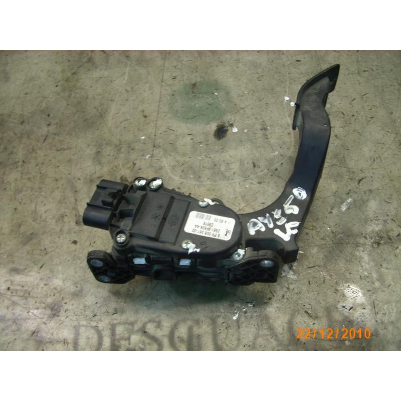 Recambio de potenciometro pedal para ford fiesta (cbk) ghia referencia OEM IAM   