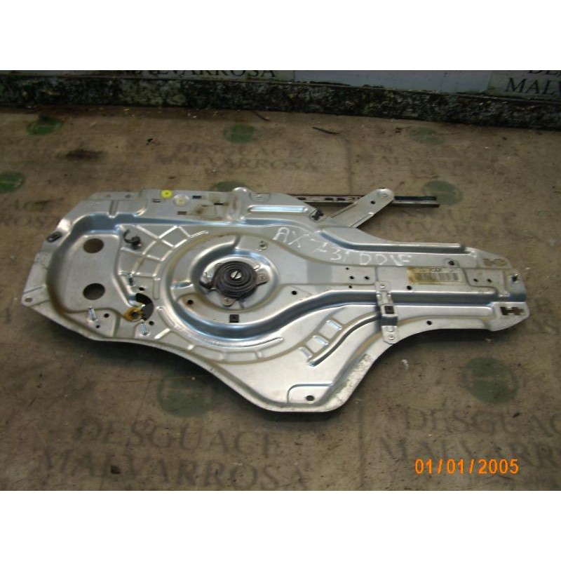 Recambio de elevalunas delantero derecho para hyundai elantra (xd) 2.0 crdi gls (4-ptas.) referencia OEM IAM 824022D010  