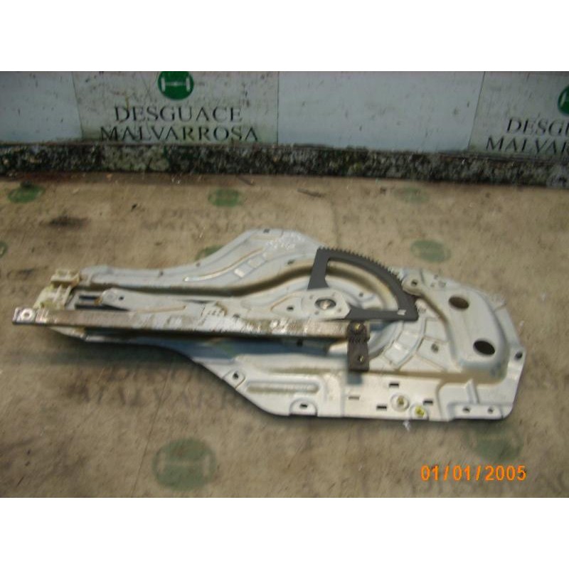 Recambio de elevalunas delantero izquierdo para hyundai elantra (xd) 2.0 crdi gls (4-ptas.) referencia OEM IAM 824012D010  