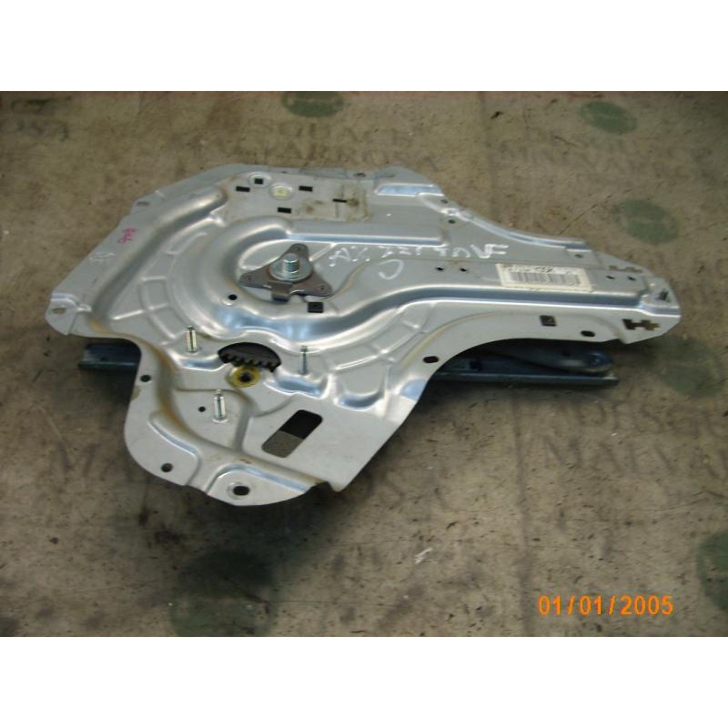 Recambio de elevalunas trasero derecho para hyundai elantra (xd) 2.0 crdi gls (4-ptas.) referencia OEM IAM 834022D010  