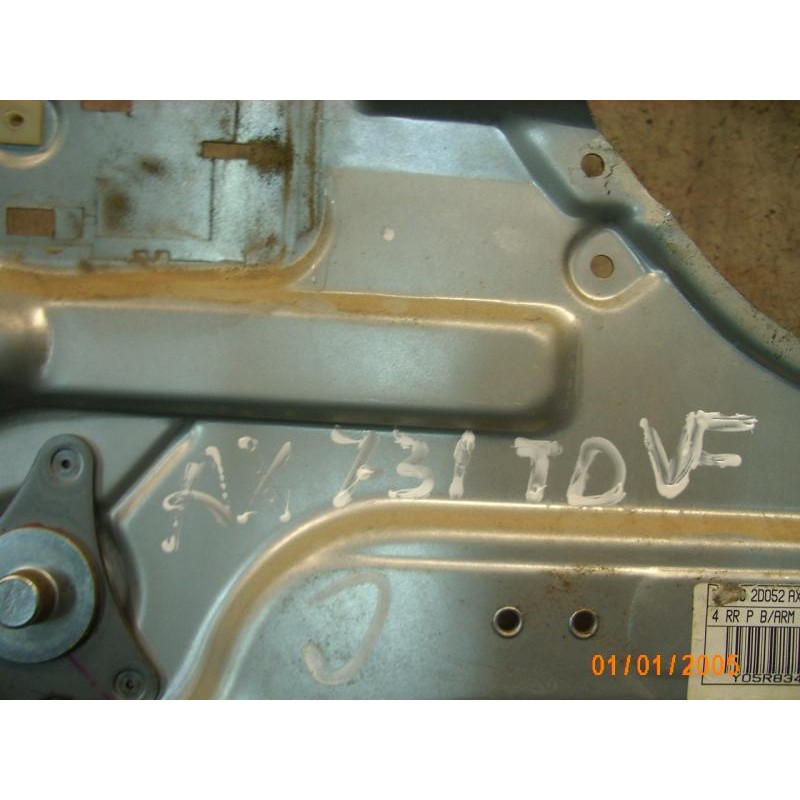 Recambio de elevalunas trasero derecho para hyundai elantra (xd) 2.0 crdi gls (4-ptas.) referencia OEM IAM 834022D010  