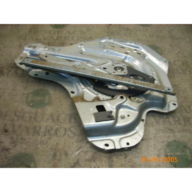 Recambio de elevalunas trasero derecho para hyundai elantra (xd) 2.0 crdi gls (4-ptas.) referencia OEM IAM 834022D010  