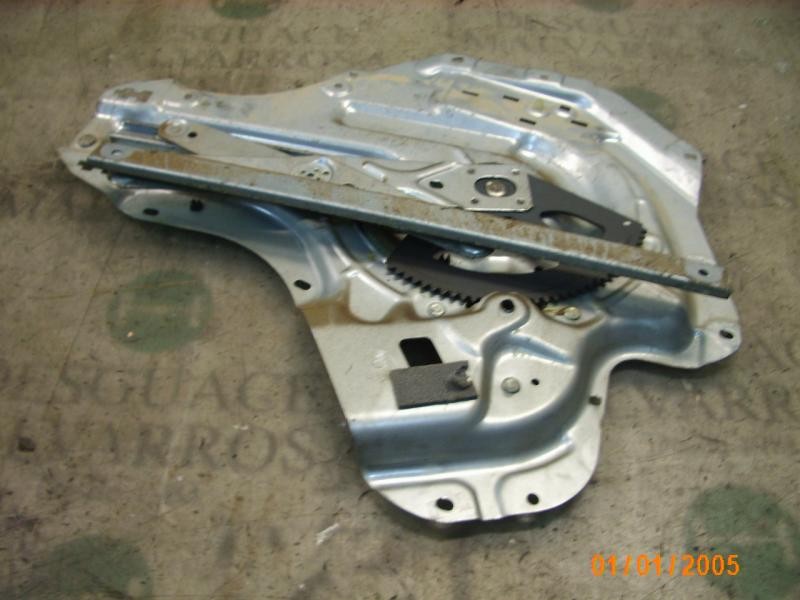 Recambio de elevalunas trasero derecho para hyundai elantra (xd) 2.0 crdi gls (4-ptas.) referencia OEM IAM 834022D010  