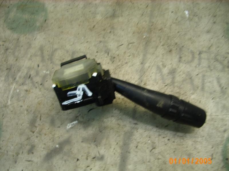 Recambio de mando limpia para hyundai elantra (xd) 2.0 crdi gls (4-ptas.) referencia OEM IAM 934202D000  