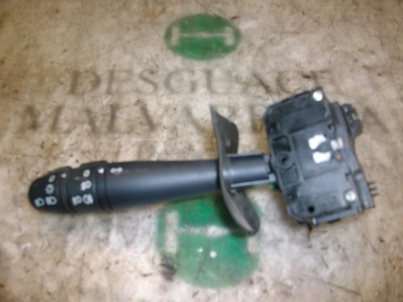 Recambio de mando luces para renault clio ii fase ii (b/cb0) base authentique referencia OEM IAM   