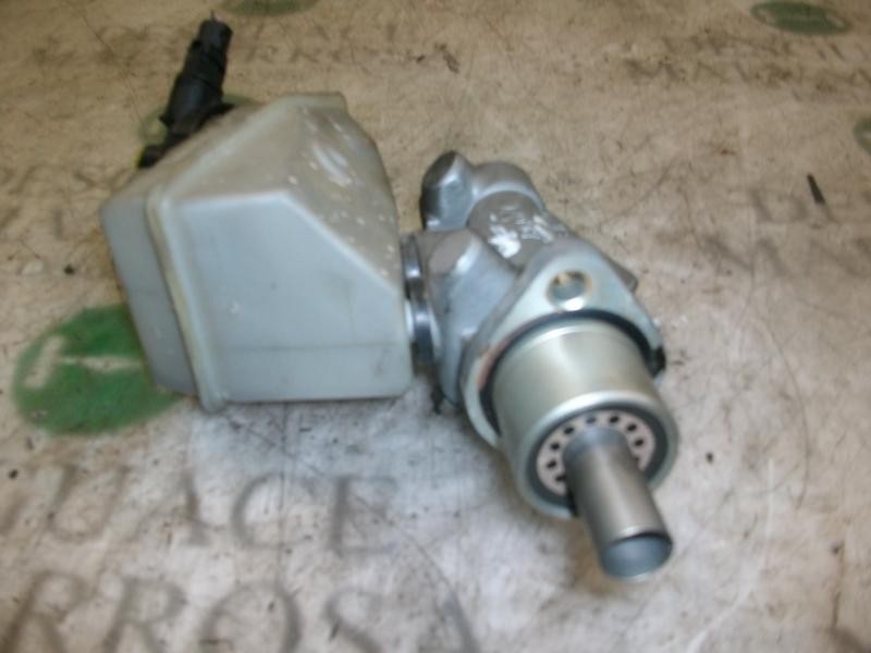 Recambio de bomba freno para renault clio ii fase ii (b/cb0) base authentique referencia OEM IAM   