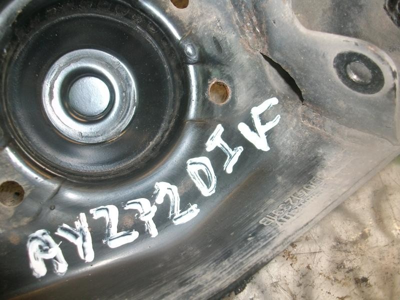 Recambio de soporte brazo suspension delantero izquierdo para volkswagen passat berlina (3b2) comfortline referencia OEM IAM   