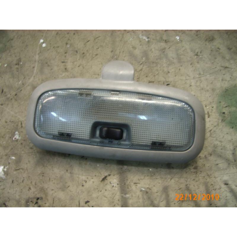 Recambio de piloto interior para ford fiesta (cbk) ghia referencia OEM IAM   