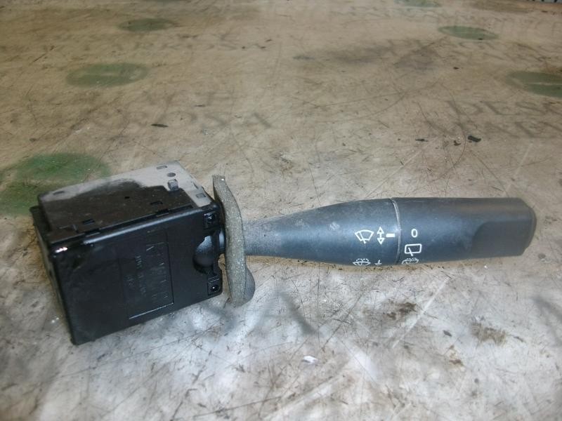 Recambio de mando limpia para peugeot 206 berlina 1.9 diesel referencia OEM IAM   