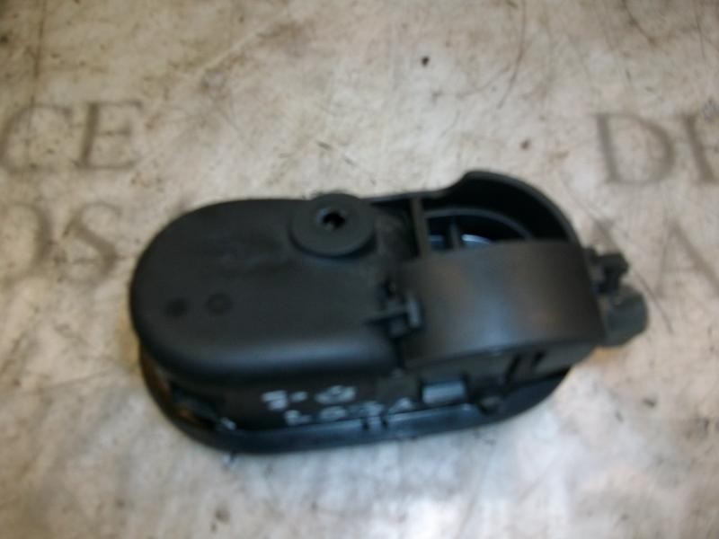 Recambio de maneta interior delantera izquierda para ford fiesta (cbk) ghia referencia OEM IAM   