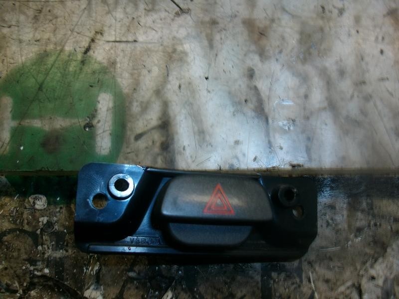 Recambio de warning para ford fiesta (cbk) ghia referencia OEM IAM   