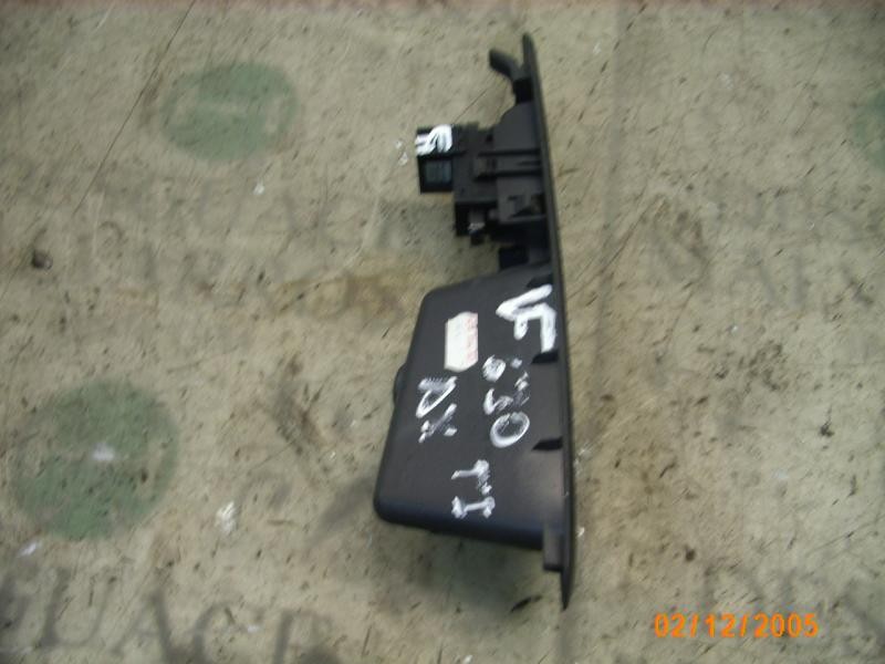 Recambio de mando elevalunas trasero izquierdo para nissan primera berlina (p12) acenta referencia OEM IAM   