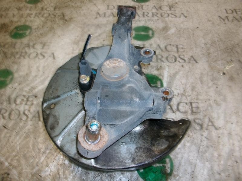 Recambio de mangueta trasera derecha para kia carens 2.0 crdi ex monovolumen referencia OEM IAM   