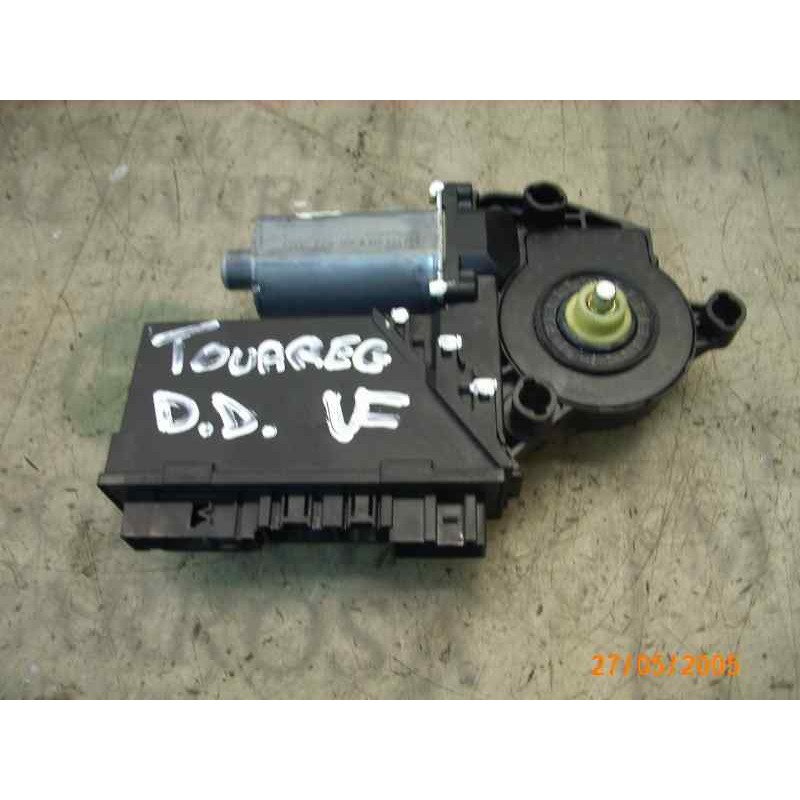 Recambio de motor elevalunas delantero derecho para volkswagen touareg (7l6) 2.5 tdi dpf referencia OEM IAM   