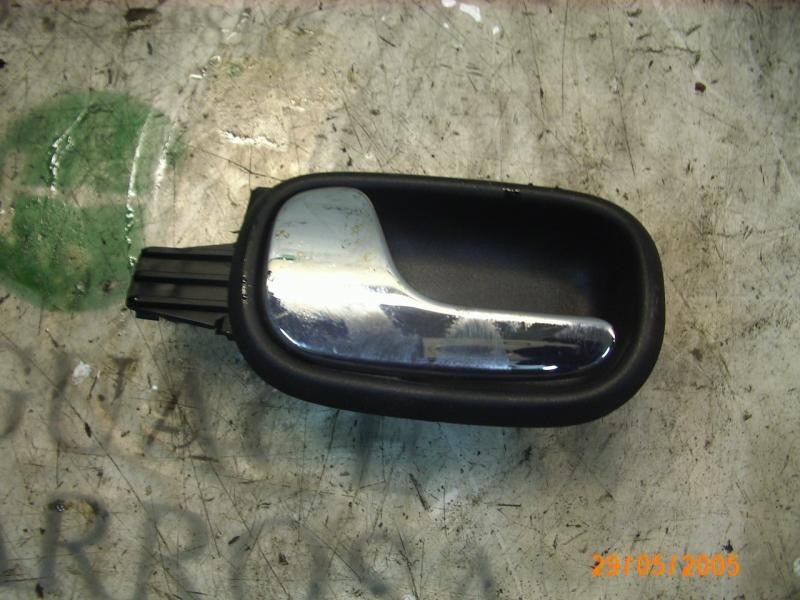 Recambio de maneta interior trasera izquierda para audi a4 berlina (b5) 1.8 referencia OEM IAM 8D1839019  