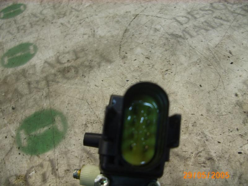 Recambio de motor elevalunas trasero derecho para audi a4 berlina (b5) 1.8 referencia OEM IAM 8D0959802E 8D0959802A 