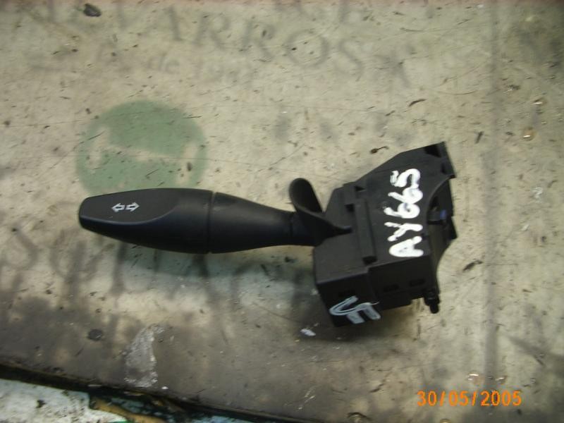 Recambio de mando intermitentes para ford fiesta (cbk) ghia referencia OEM IAM   