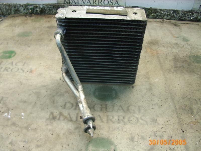 Recambio de evaporador aire acondicionado para ford fiesta (cbk) ghia referencia OEM IAM   