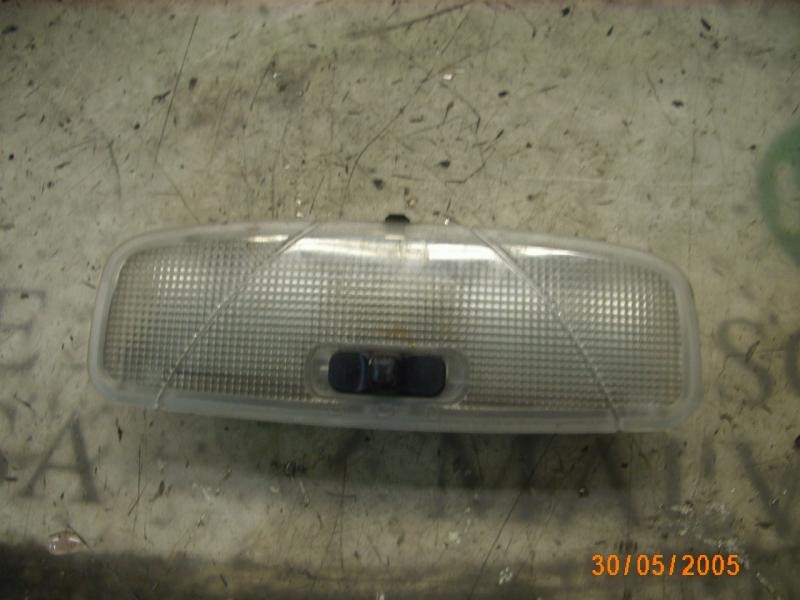 Recambio de piloto interior para ford fiesta (cbk) ghia referencia OEM IAM   