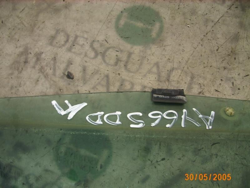 Recambio de cristal puerta delantero derecho para ford fiesta (cbk) ghia referencia OEM IAM   