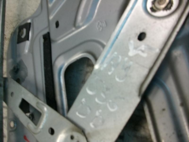 Recambio de elevalunas delantero derecho para hyundai santa fe (sm) 2.0 gls crdi 4x4 referencia OEM IAM 8240626000  