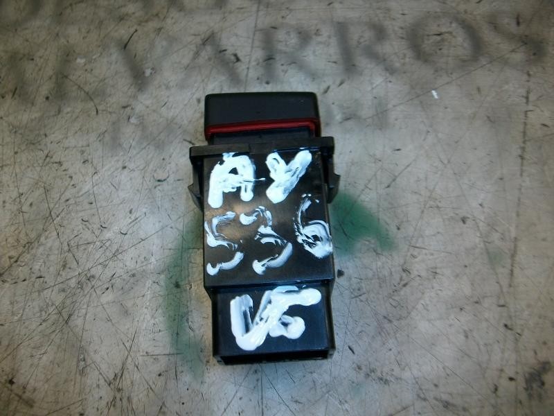 Recambio de warning para hyundai santa fe (sm) 2.0 gls crdi 4x4 referencia OEM IAM 9379026500 864W0140 