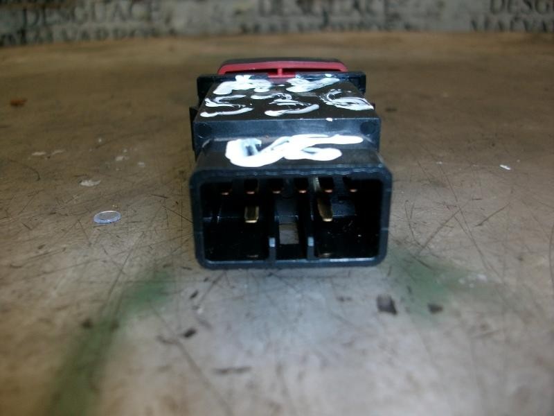 Recambio de warning para hyundai santa fe (sm) 2.0 gls crdi 4x4 referencia OEM IAM 9379026500 864W0140 