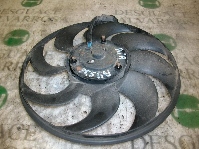 Recambio de electroventilador para hyundai santa fe (sm) 2.0 gls crdi 4x4 referencia OEM IAM 2523138000  