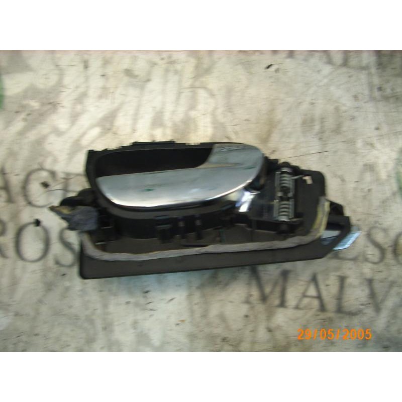 Recambio de maneta interior delantera derecha para peugeot 307 (s1) xn referencia OEM IAM   