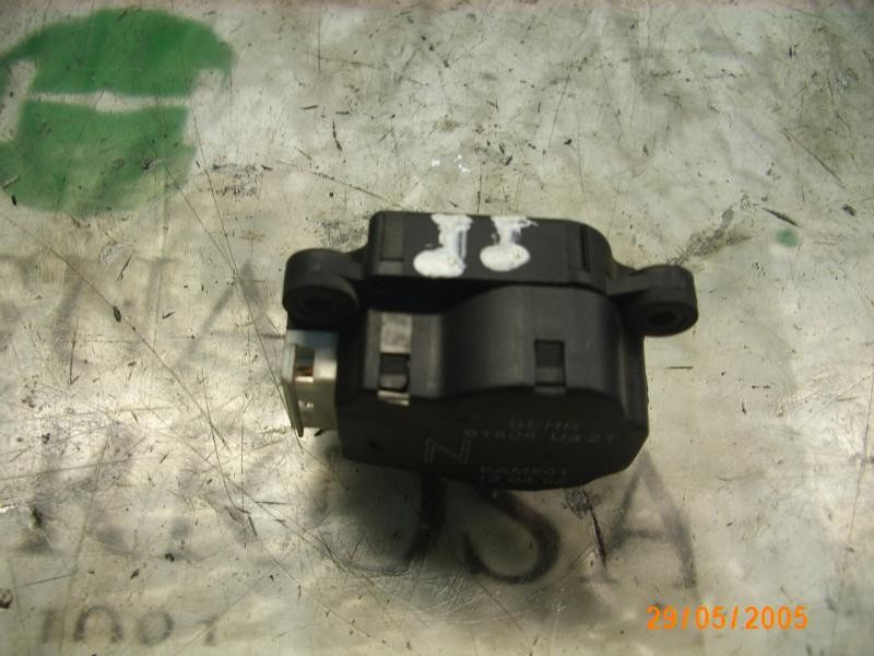 Recambio de motor apertura trampillas climatizador para peugeot 307 (s1) xn referencia OEM IAM   