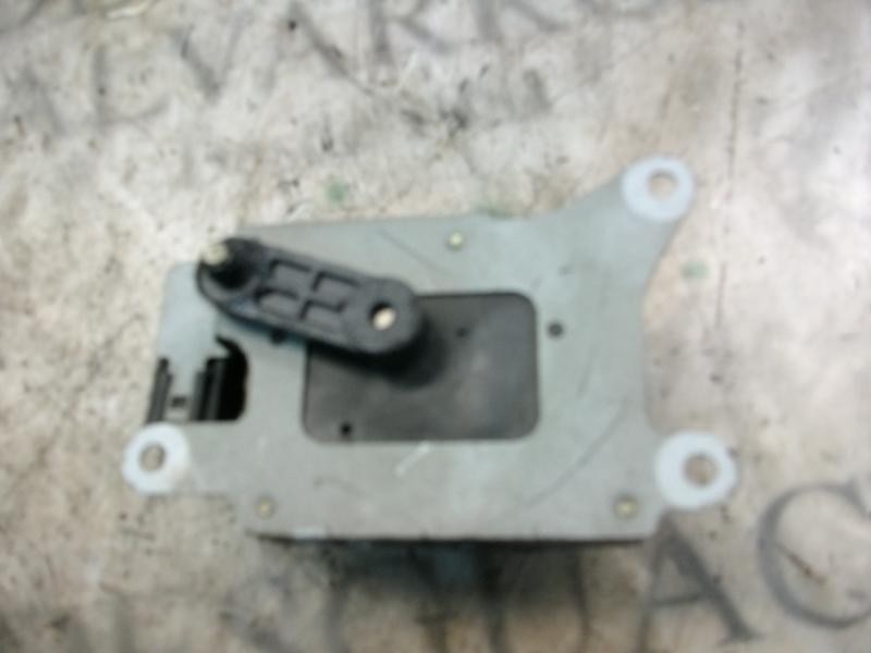 Recambio de motor electrico para hyundai santa fe (sm) 2.0 gls crdi 4x4 referencia OEM IAM 9722238000  