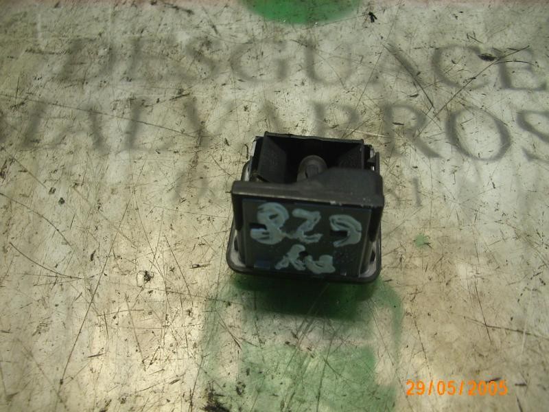 Recambio de piloto interior para citroën xsara berlina 2.0 hdi magic (66kw) referencia OEM IAM   