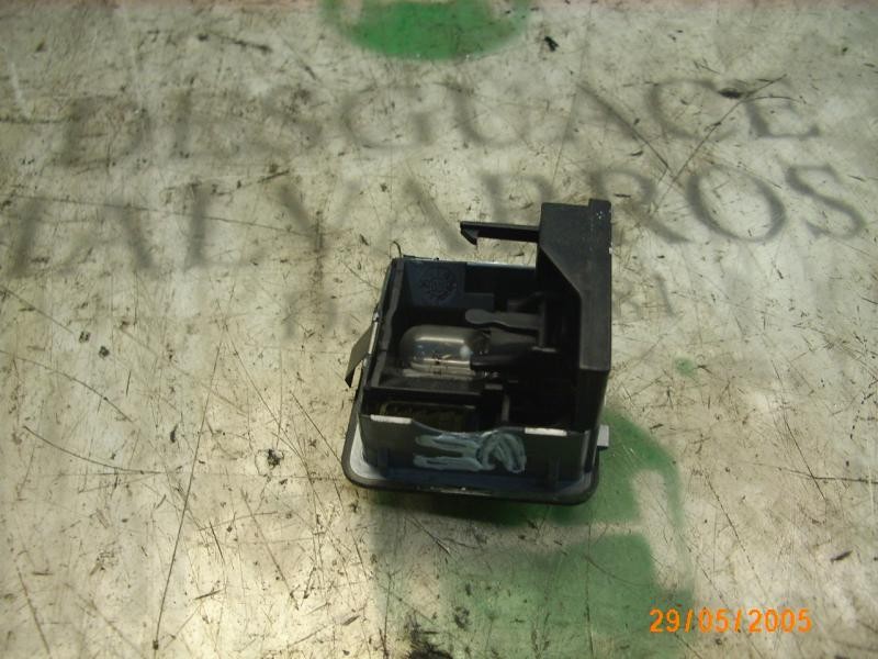 Recambio de piloto interior para citroën xsara berlina 2.0 hdi magic (66kw) referencia OEM IAM   