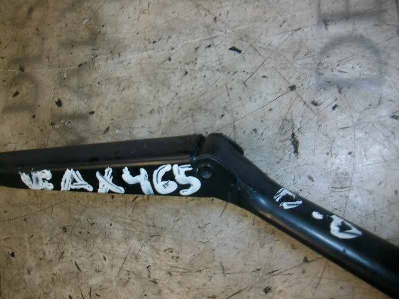 Recambio de brazo limpia delantero derecho para opel vectra b berlina 1.8 16v cat referencia OEM IAM   