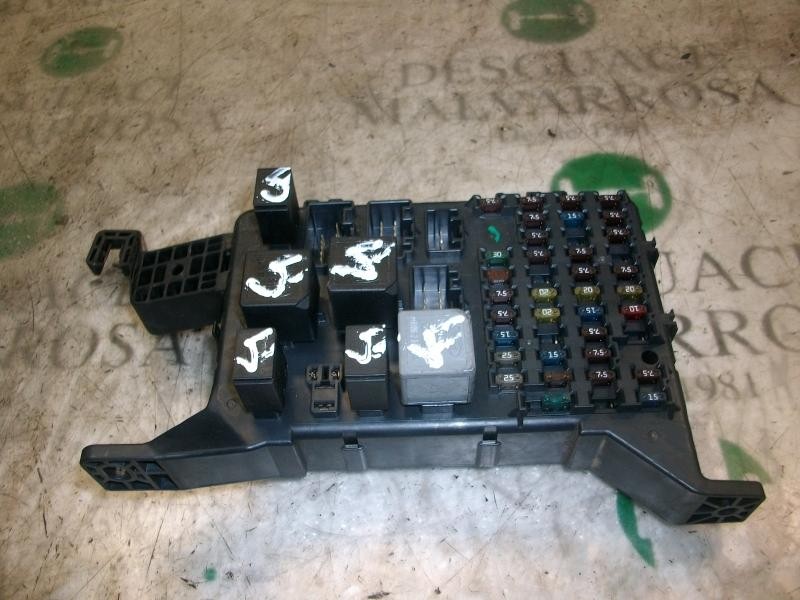 Recambio de caja reles / fusibles para ford mondeo berlina (ge) ambiente referencia OEM IAM   