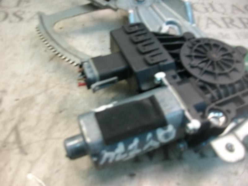 Recambio de elevalunas delantero izquierdo para opel astra h ber. 1.7 16v cdti referencia OEM IAM   